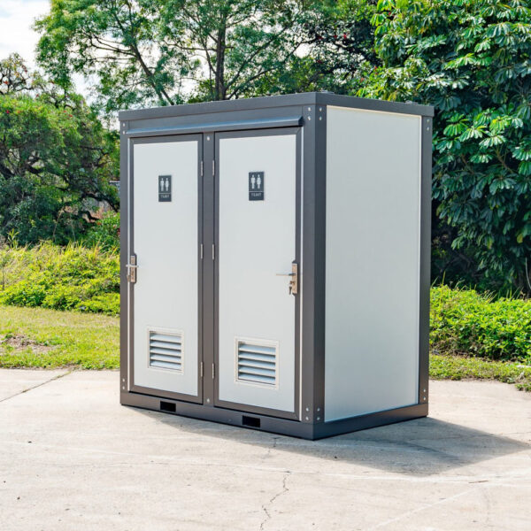 2 toilettes privées Toilettes portatives