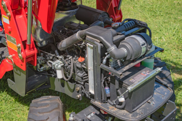 Mini-Tracteur compact BRANSON 2500H – Image 12