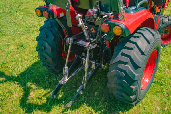 Mini-Tracteur compact BRANSON 2500H – Image 8
