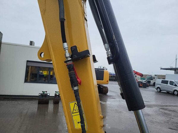 Caterpillar 305E2 Track Machine – Image 10