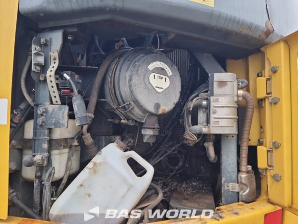 Komatsu PC228 US LC Track – Image 26
