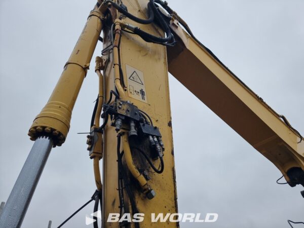 Komatsu PC228 US LC Track – Image 29