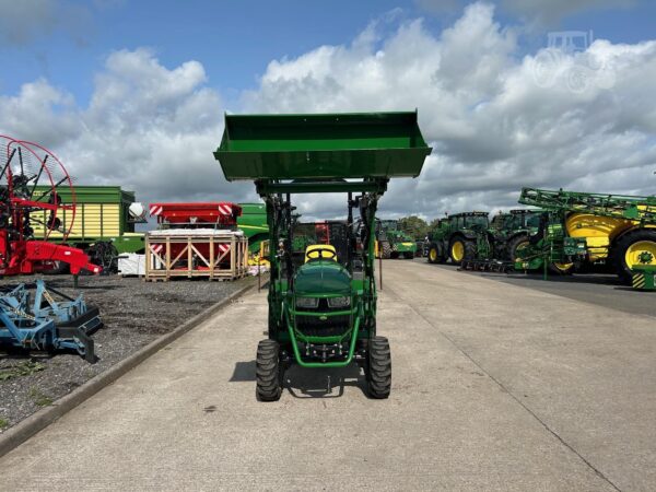 2024 JOHN DEERE 2032R – Image 10