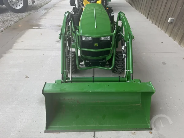 2019 JOHN DEERE 1025R – Image 4