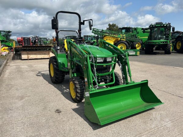2024 JOHN DEERE 2032R – Image 8