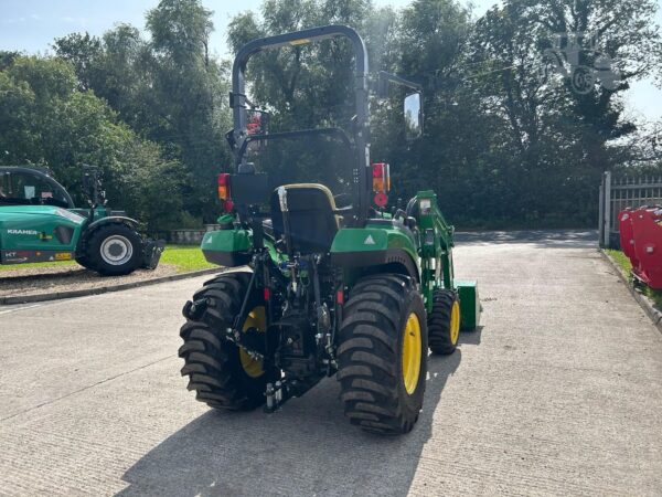 2024 JOHN DEERE 2032R – Image 9