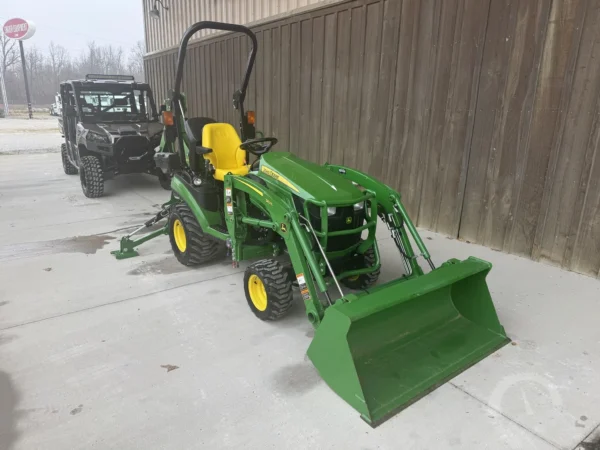2019 JOHN DEERE 1025R – Image 7