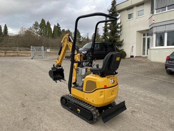 2021 Minipelle Caterpillar 300.9D – Image 3