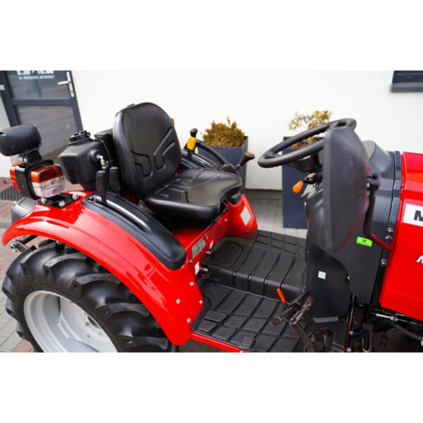 Massey Ferguson MF6028 4×4 – 28 CV – Image 10