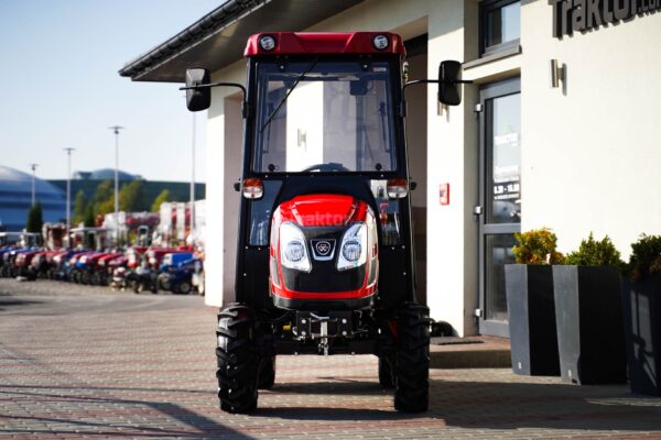 Massey Ferguson MF6028 4×4 – 28 CV / CABINE – Image 17