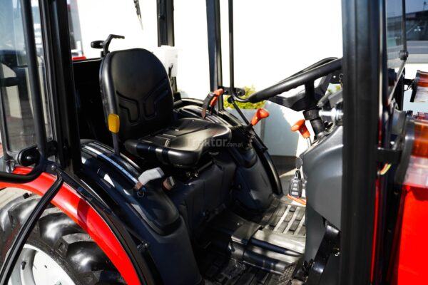 Massey Ferguson MF6028 4×4 – 28 CV / CABINE – Image 21
