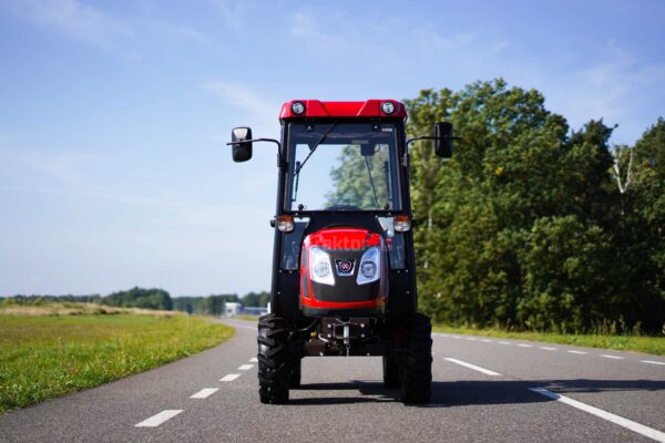 Massey Ferguson MF6028 4×4 – 28 CV / CABINE – Image 31