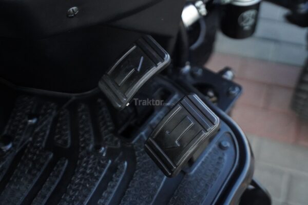 Solis H 26 4×4 – 24,5 CV + GAZON – Image 31