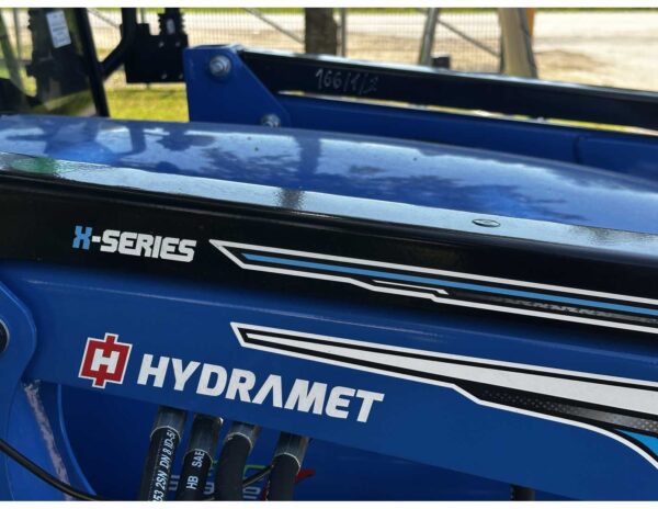 SOLIS S26 HST avec chargeur frontal avec godet – Image 17
